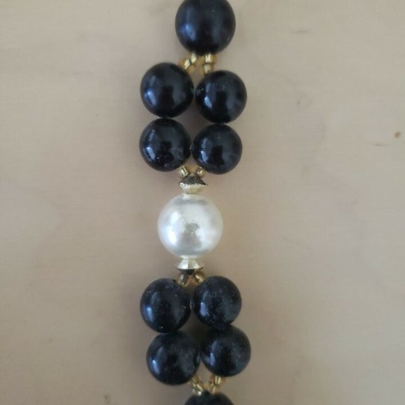 Large Mother Of Pearl Flower / Leaf Pendant On Faux Pearl Necklace Polynesian - Picture 3 of 9